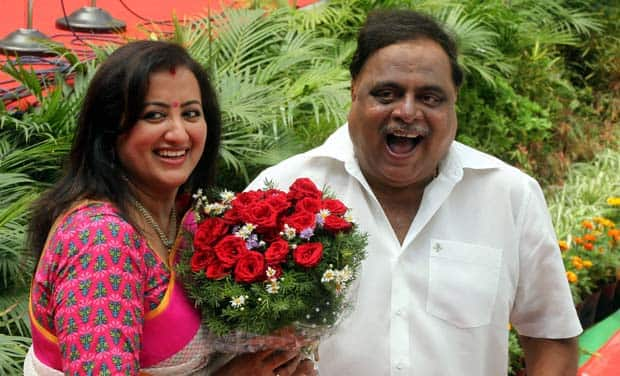 Sumalatha contact number saved as Goddess in Ambareesh mobile