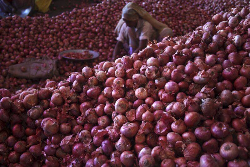 highest onion price increase in history of gadag