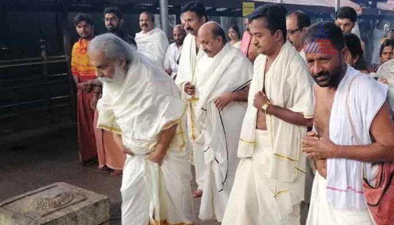 Singer KJ Yesudas Celebrates Birthday At Kollur Mookambika Temple in Udupi