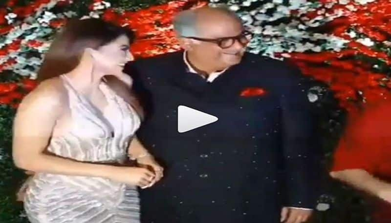 Boney Kapoor and Urvashi Rautela's video Viral In Social Media