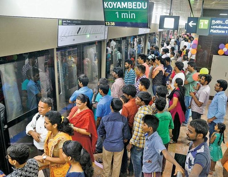 85.50 lakh passengers traveled by metro in the month of October tvk