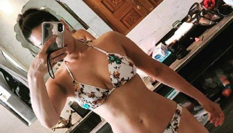 Sunny Leone gets ready for a swim in a floral bikini on Jaipur vacation Photo Goes Viral