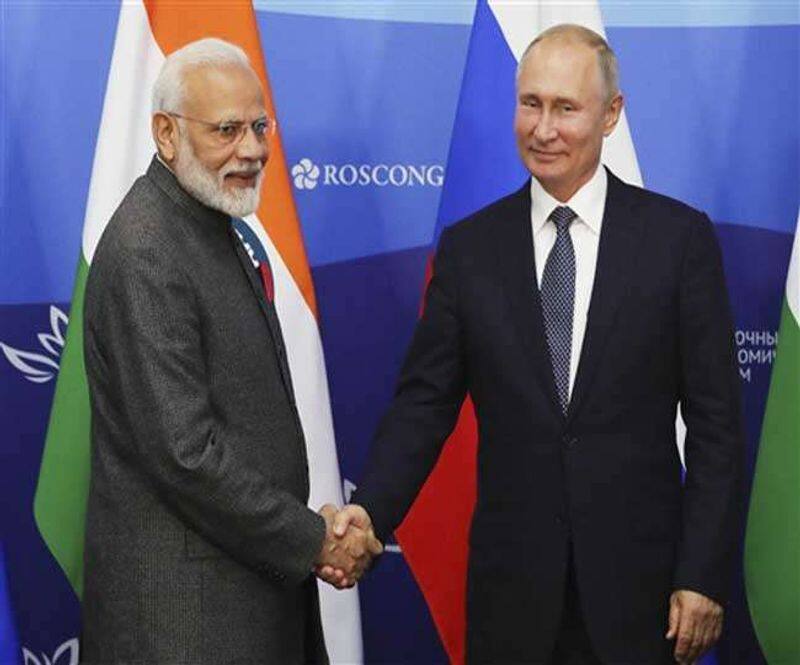 PM Modi greets Vladimir Putin on his birthday, appreciates privileged strategic partnership between nations-dnm