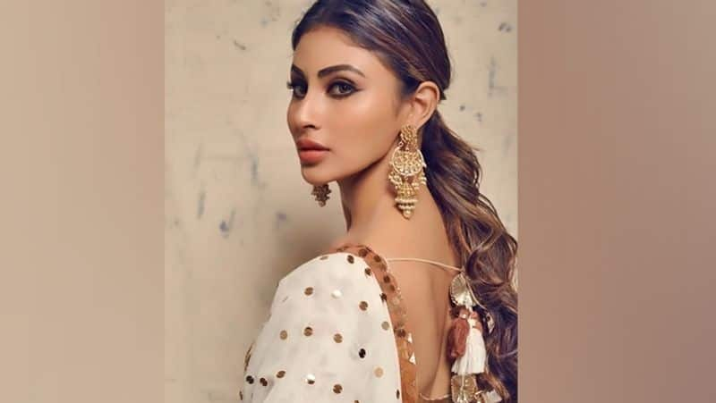 Actress Mouni Roy lashes out at Mumbai Metro authorities after a rock damages her car