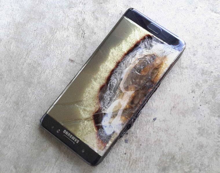 Lithium ion battery pack behind exploding smartphones