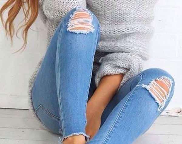 US Missouri school teacher duct-tapes girl's legs in ripped jeans for violating dress code- adt 