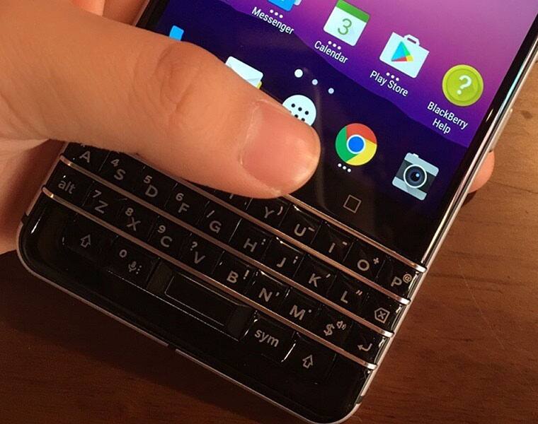 BlackBerry bringing back the iconic QWERTY keyboard in their next Mercury