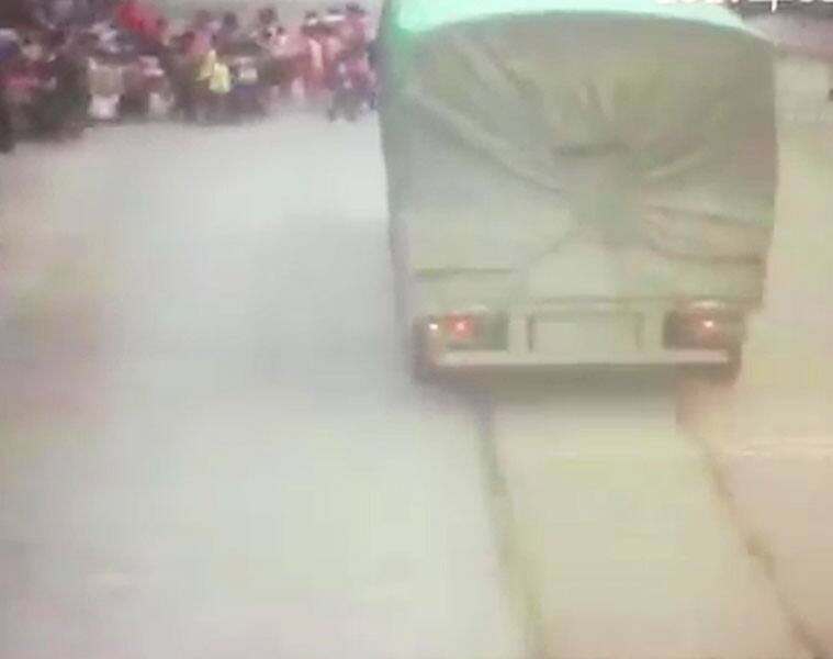 Horrifying video of a lorry ramming into a group of school children