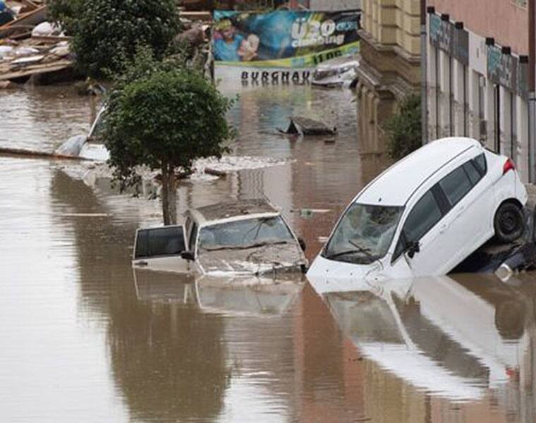 200 of 600 stranded tourists in Nepal floods are Indians