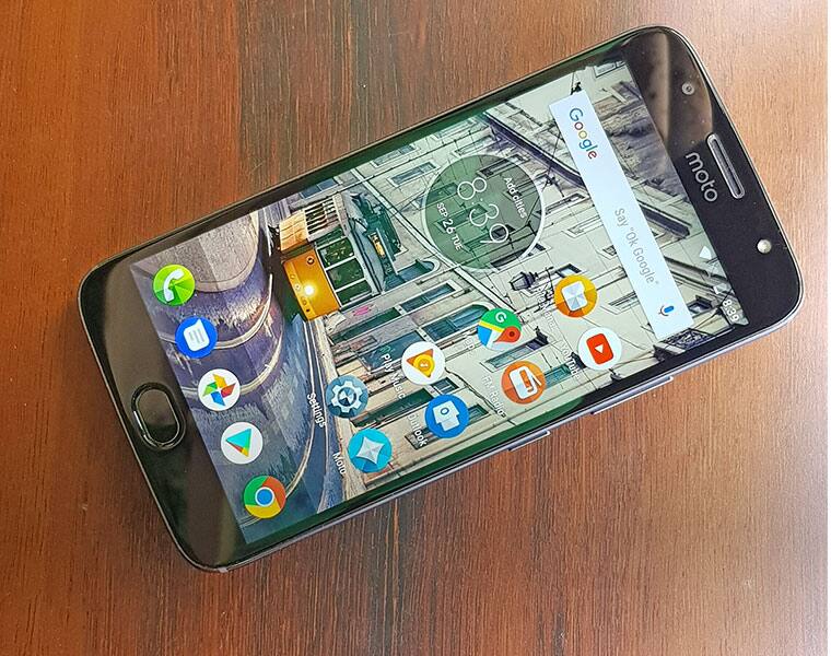 Moto G5S Plus Review Best Android smartphone under Rs 20000