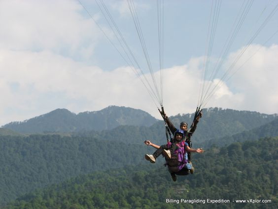 Navy officer  Govind killed in paragliding mishap in kolkatta lns 