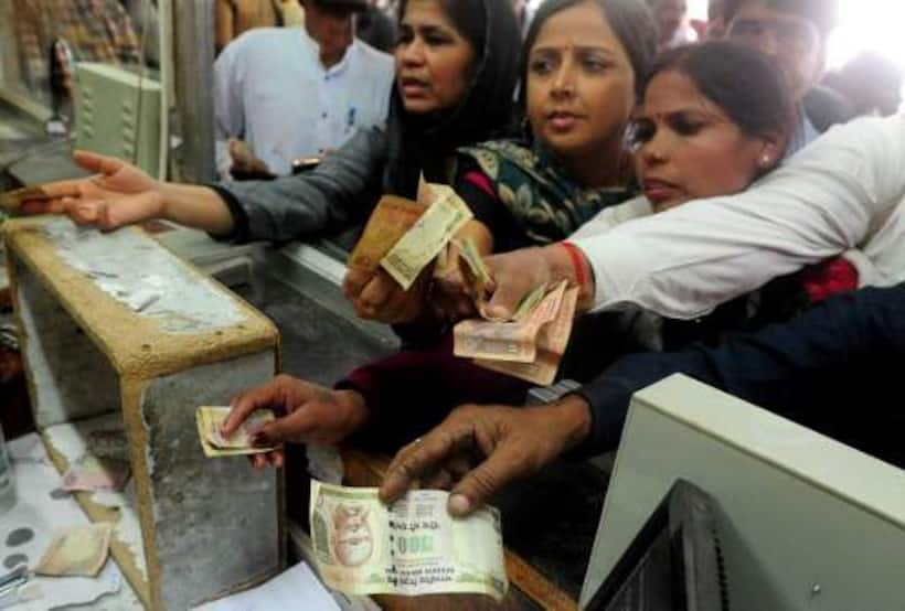 Ticket Booking Tips: अब आधे दाम में बुक करें फ्लाइट टिकट, बस याद रखें ये 6 सिक्रेट ट्रिक्स!