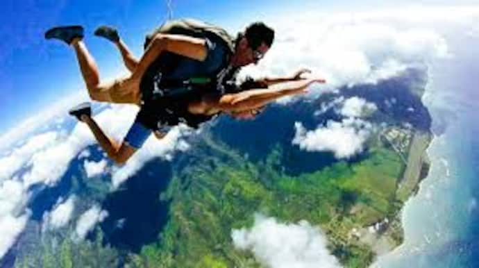 11 best places to experience Skydiving