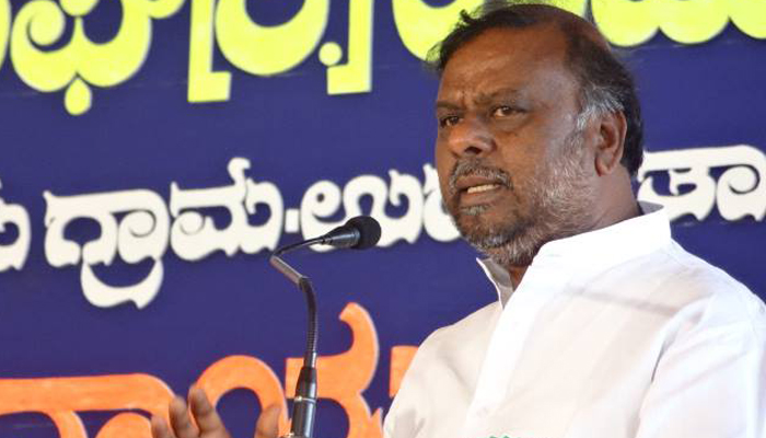 Congress guarantees more benefits to farmer families Says H Anjaneya gvd