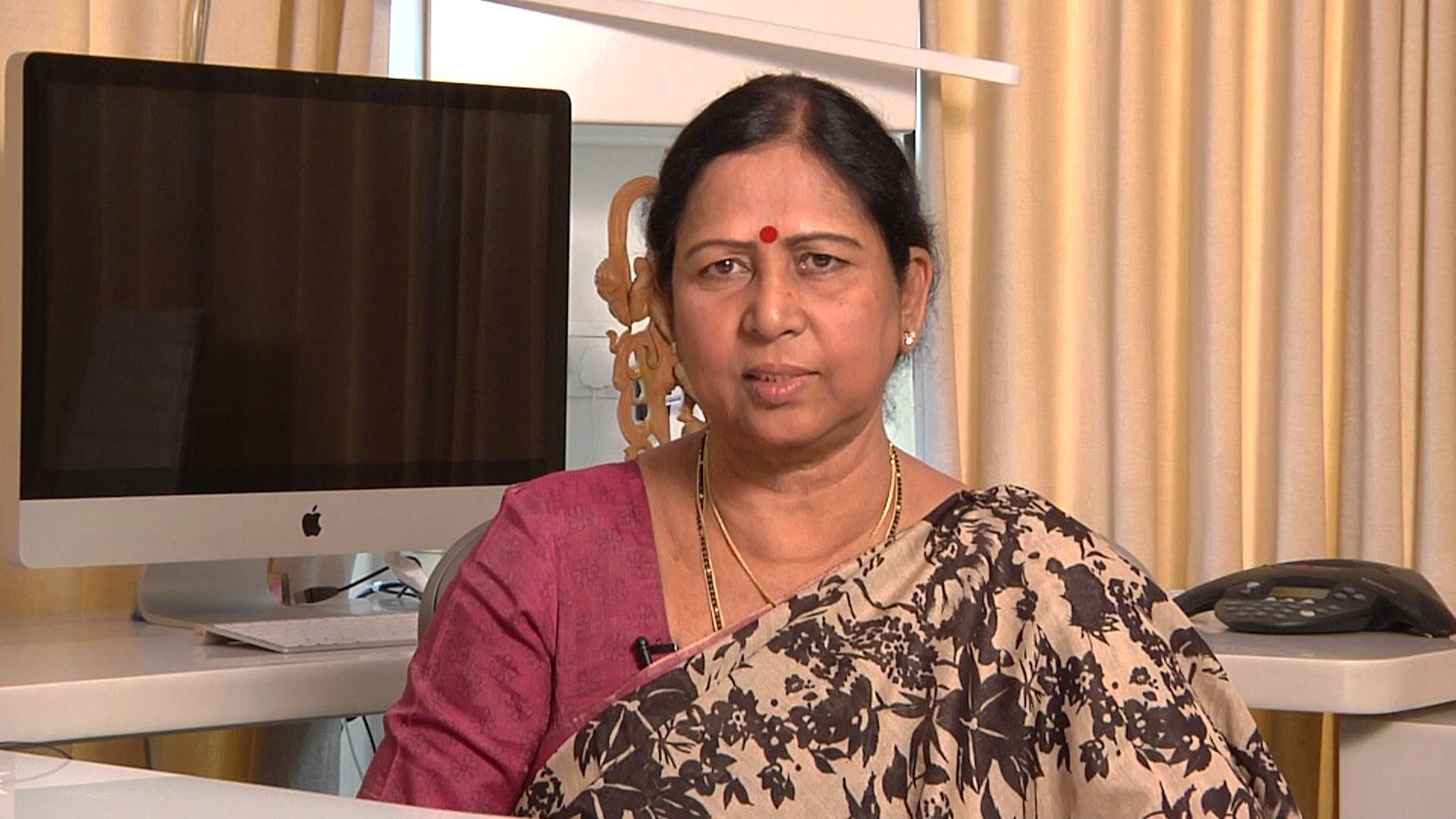 Galla Aruna kumari resigns to tdp politburo post lns