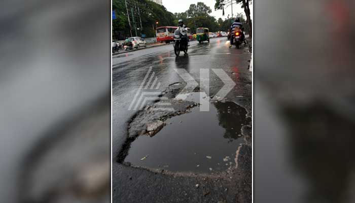 Supreme Court Against Potholes In Roads