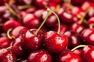 Including cherries to your diet will make you fit and young