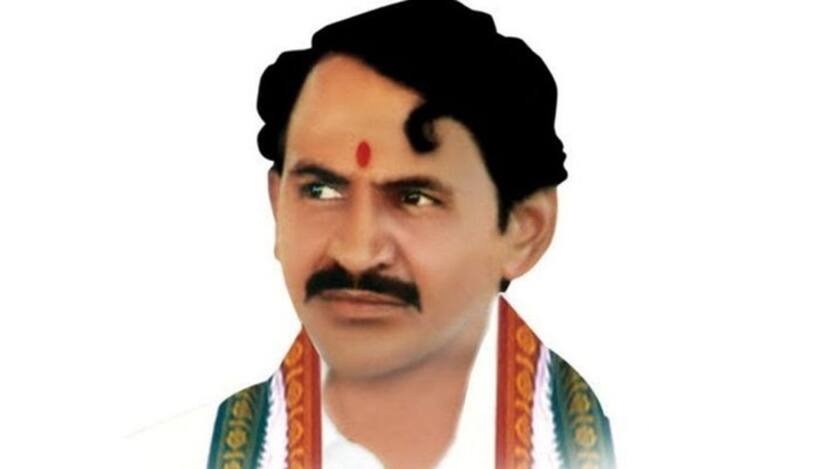 వంగవీటి రంగా వారసురాలు పొలిటికల్ ఏంట్రీ ..! ఏ నియోజక వర్గం నుంచి పోటీ చేస్తారంటే..!?
