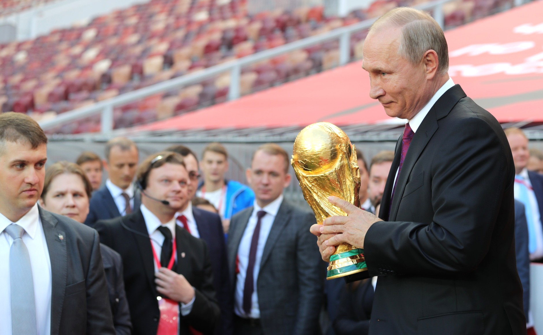 Vladimir Putin welcomes teams and supporters to FIFA World Cup