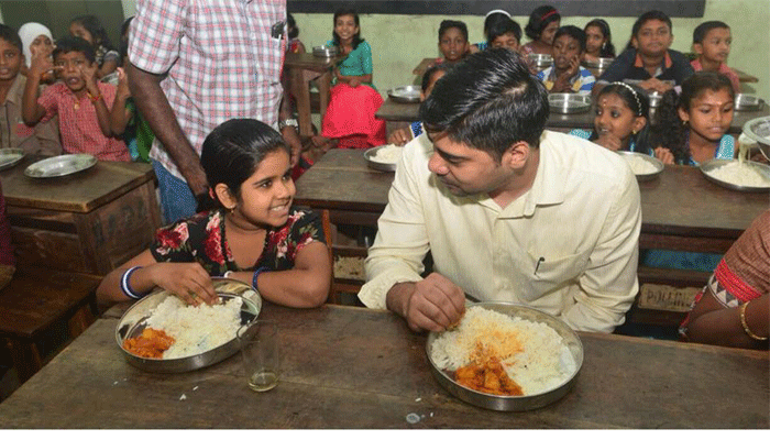 Kerala IAS Officer Eats Mid-day Meal With Kids