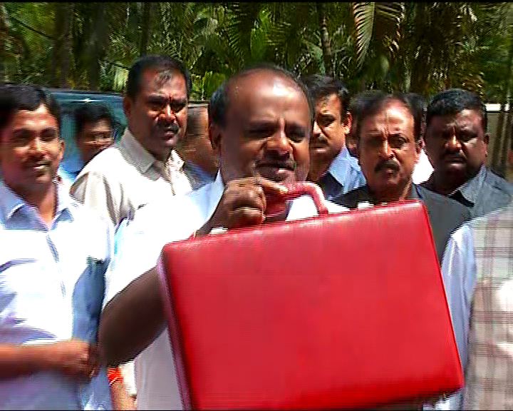 HD Kumaraswamy prepared for Karnataka Budget 2019