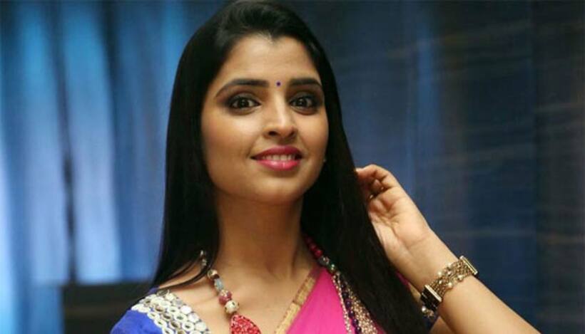 అమెరికా సెక్స్ రాకెట్: యాంకర్ శ్యామల వెర్షన్ ఇది..