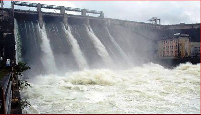 Bhadravathi new Bridge will submerge if rain continues in shivamogga