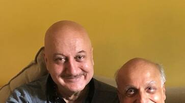 For 34 years, Anupam Kher is paying the debt of this Director