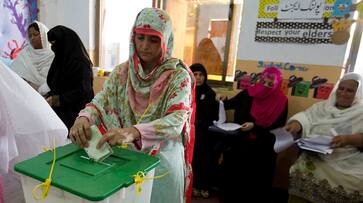 Pakistanis begin voting for 3rd straight civilian government