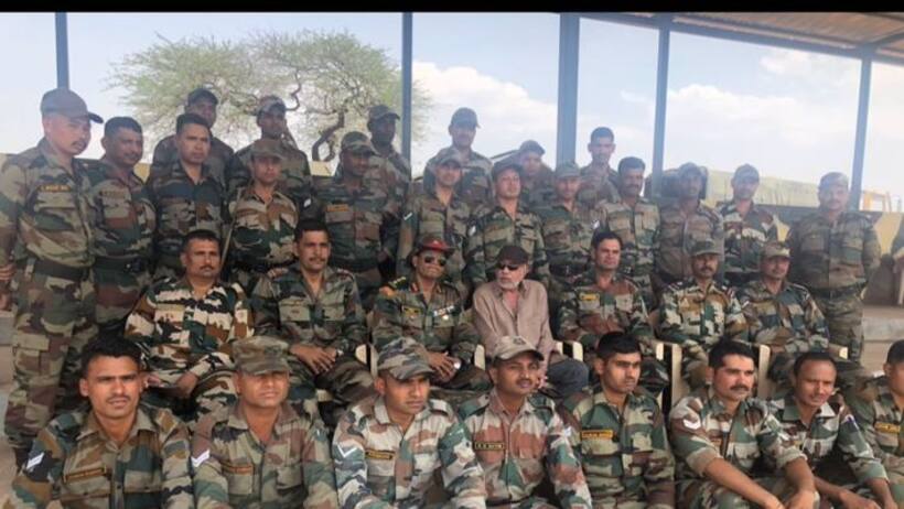 बॉलीवुड में पाकिस्तानी कलाकारों के काम करने से आहत होती हैं भावनाएं, ऐसा नहीं करना चाहिएः जेपी दत्ता