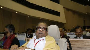 DMK patriarch M Karunanidhi's health deteriorates, AIADMK ministers meet in his house after 35 years