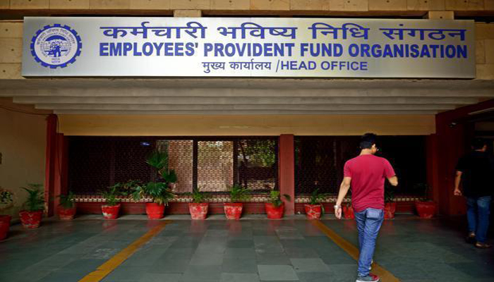 Employee Can Withdraw EPF Amount in The Middle of Service