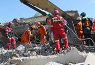 Indonesia earthquake Death toll rises 131, aid effort intensifies