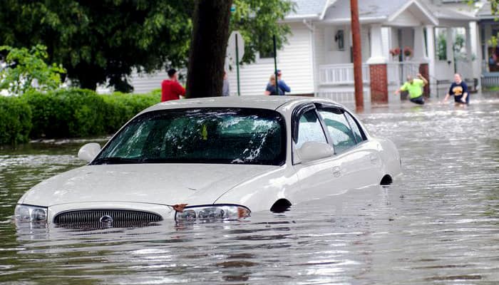 Flood vehicle tips for travelers