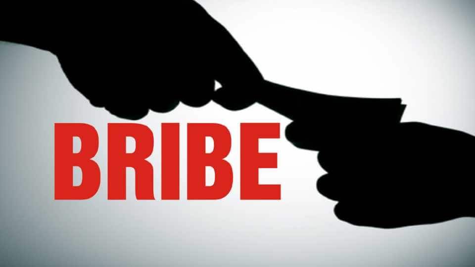 Demand for bribe for guest lecturers salary at ramanagara gvd