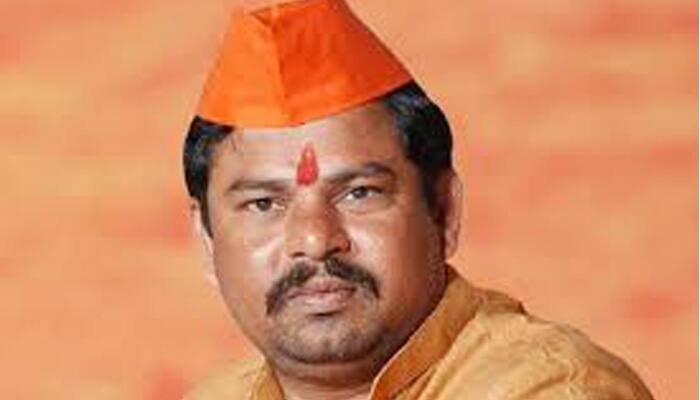 BJP MLA Raja Singh controversial comments on own party leaders - bsb