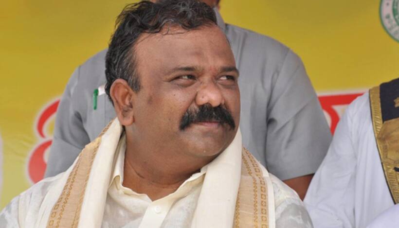 అక్రమమైనింగ్ కేసులో టీడీపీ నేత యరపతినేనిపై కేసు