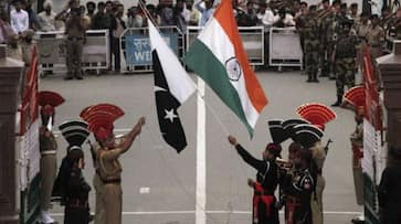 13 indian diplomatic envoy returned from pakistan with family