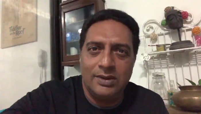 Kannada actor Prakash rai Donate Rs 5 lakh Kodagu floods