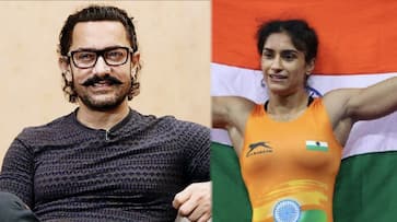 Asian games 2018 Aamir Khan congratulates Vinesh Phogat says Mhaari chhoriyan chhoron se kam hai ke