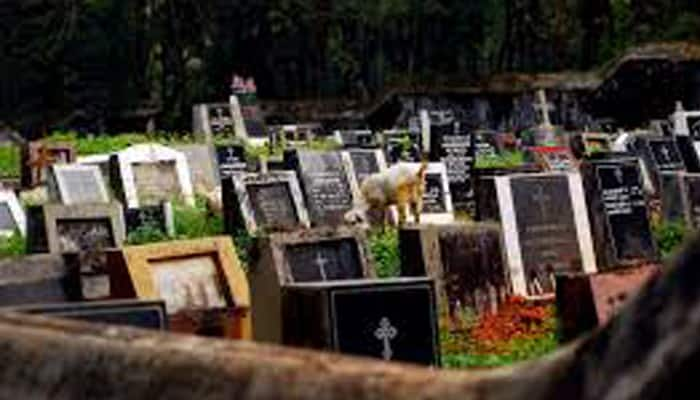 Government Did not Respond Cemetery Workers