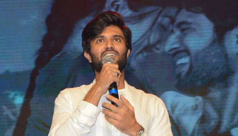 లవ్ మ్యారేజే చేసుకుంటా.. అమ్మాయి ఎలా ఉండాలంటే: విజయ్ దేవరకొండ