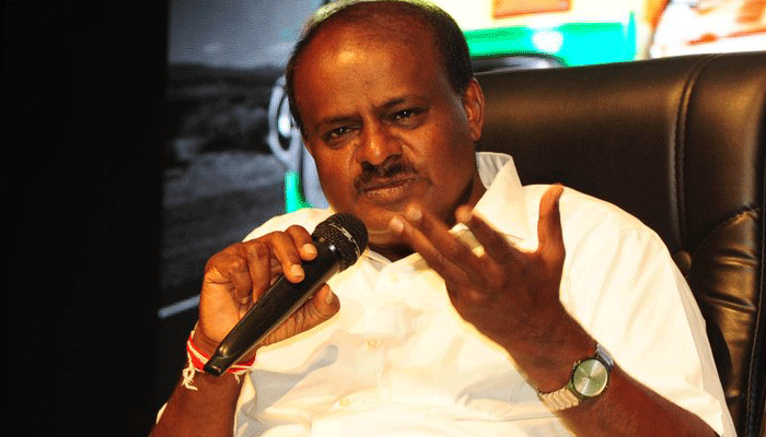 Karnataka Chief Minister Kumaraswamy promises complete loan waiver to farmers by December 31