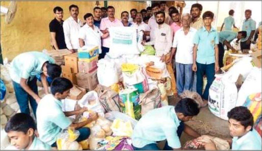 Ramanagara Citizens join hands to help flood victims in Kodagu