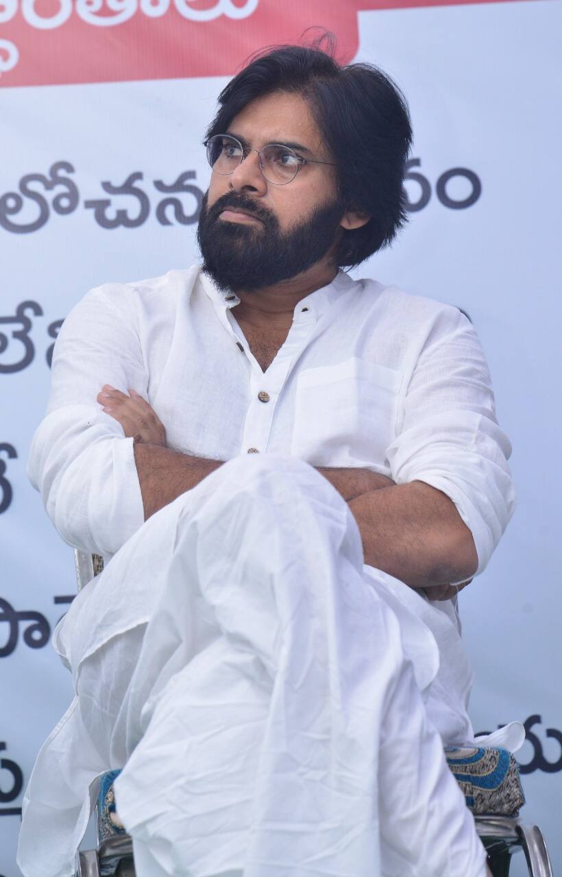 తెలుగు ప్రజలకు పవన్.. వినాయక చవితి శుభాకాంక్షలు