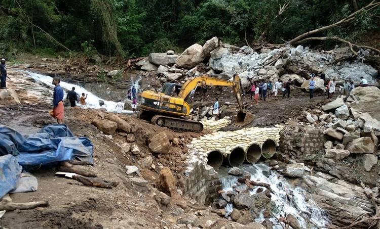 kerala tourism face serious damage during flood and tourist are now avoid kerala as a tourism destination