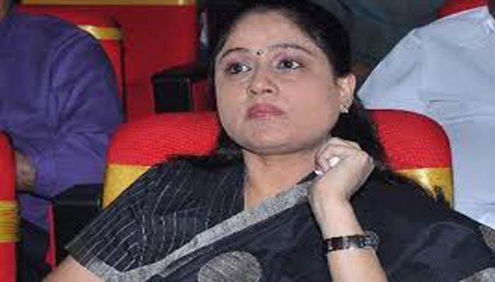 bjp leader vijayasanthi slams trs govt