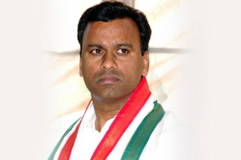 బీజేపీకి గుడ్‌బై:   కాంగ్రెస్‌లో చేరిన కోమటిరెడ్డి  రాజగోపాల్ రెడ్డి  