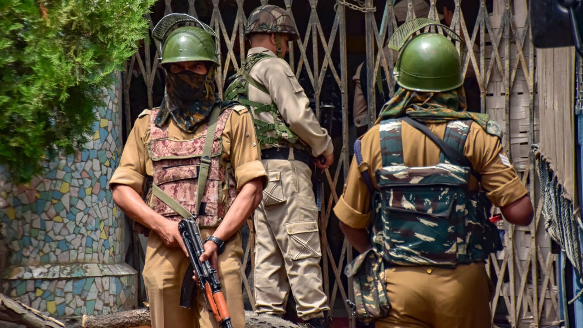 Encounter under way between security forces and terrorists in Awantipora, J&K