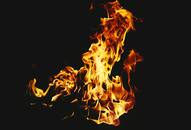 Hyderabad:  Heart-broken husband sets himself ablaze, dies